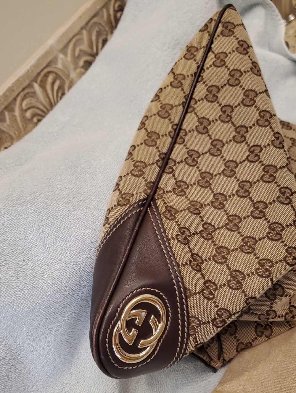 Gucci Brown GG Canvas Hobo Bag with Gold Double G Accent - Picture 4 of 15